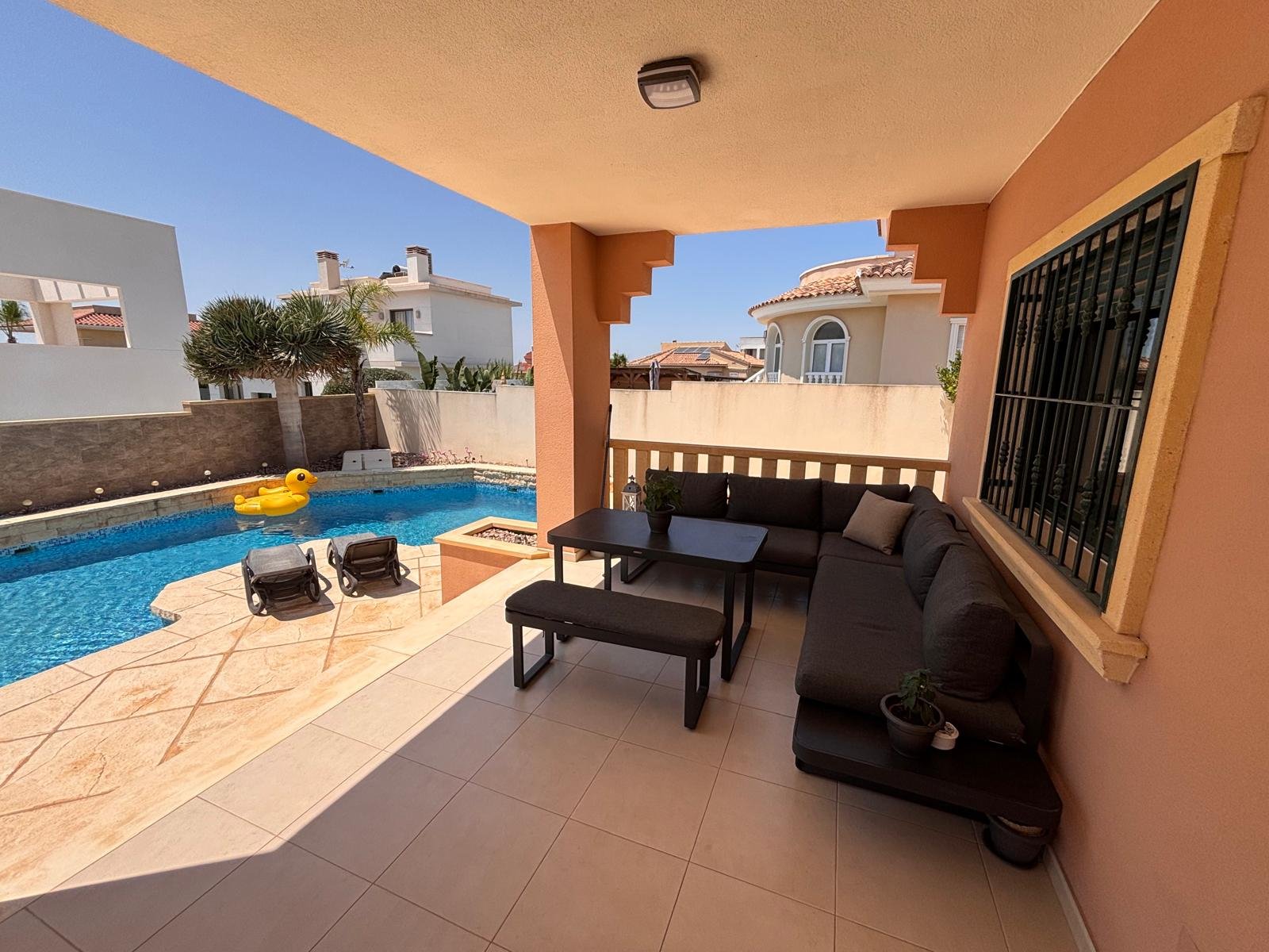 4 Bed 2 Bath Villa in Ciudad Quesada - Caza De Casa