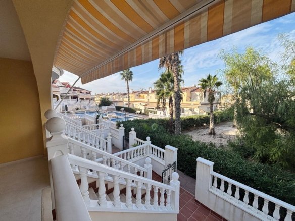 3 Bedroom 2 Bathroom Town House in Benijofar - Caza De Casa
