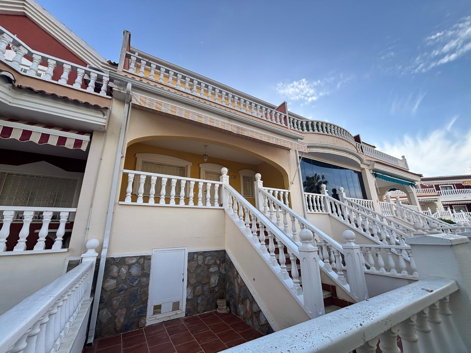 3 Bedroom 2 Bathroom Town House in Benijofar - Caza De Casa