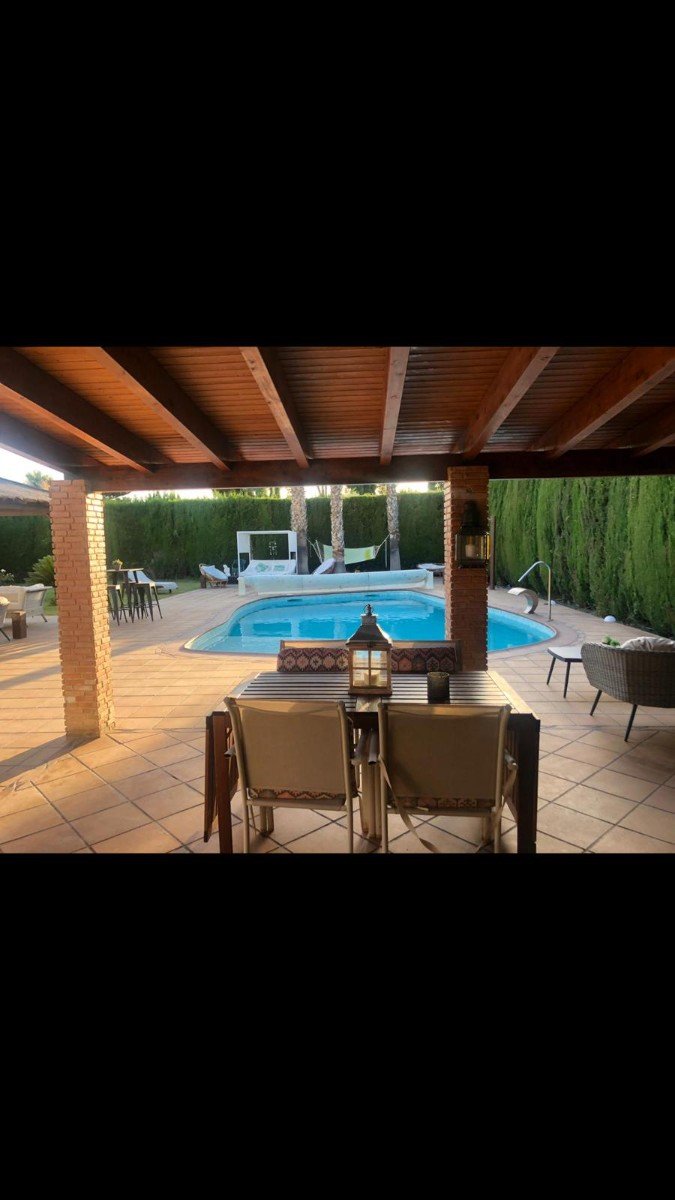 4 Bedroom 3 Bathroom Villa in Elda - Caza De Casa