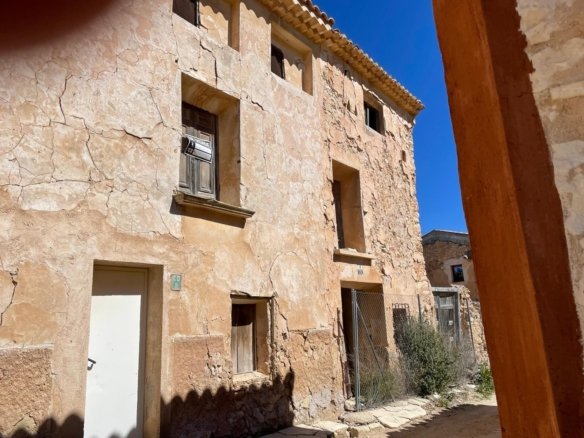 4 Bedroom Country House in Casas Del Señor - Caza De Casa