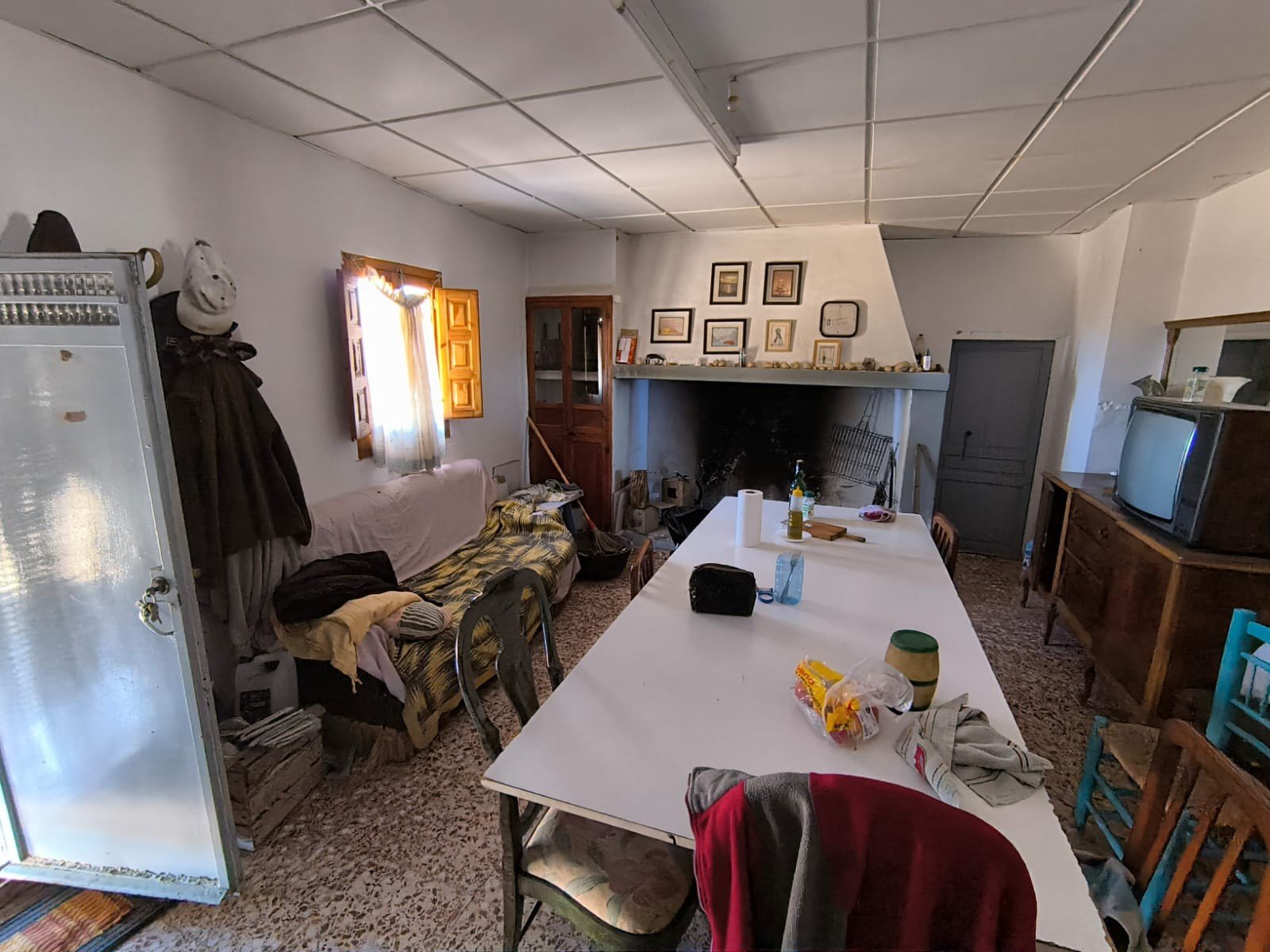 3 Bedroom 1 Bathroom Country House in Yecla - Caza De Casa