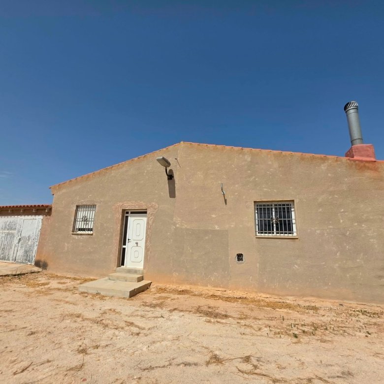 3 Bedroom 1 Bathroom Country House in Jumilla - Caza De Casa