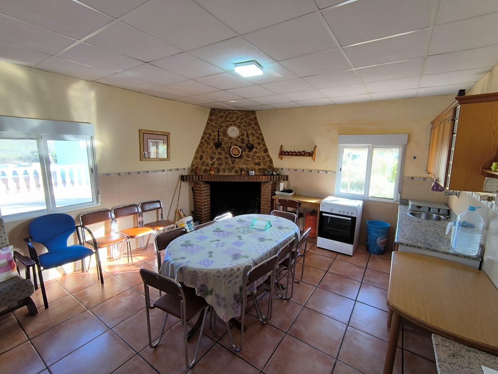 4 Bed 2 Bath Country House in Yecla - Caza De Casa