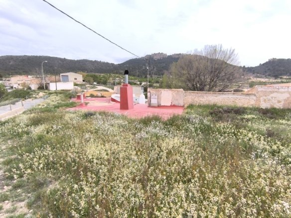 7 Bedroom 1 Bathroom Country House in Jumilla - Caza De Casa