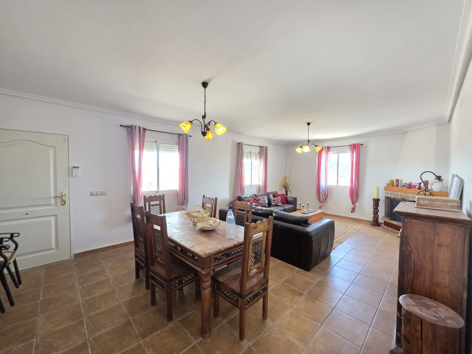 a8d4cf751626523e 3 Bedroom 2 Bathroom Villa in Monóvar/Monóver - Caza De Casa