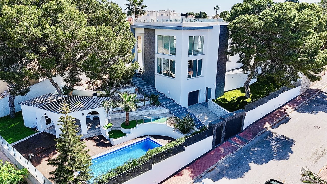 {type[1]} in {town[1]} - Caza De Casa