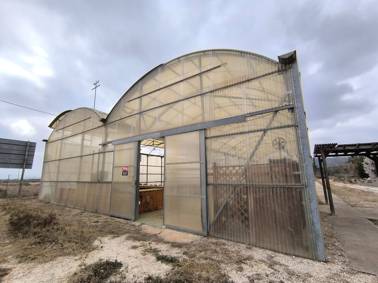 1 Bath Commercial in Aspe - Caza De Casa