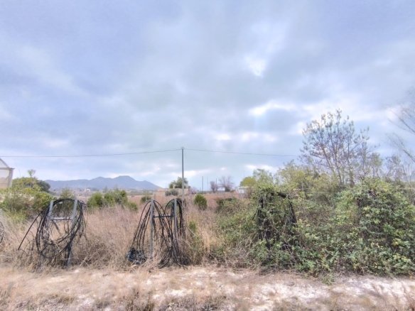 1 Bath Commercial in Aspe - Caza De Casa