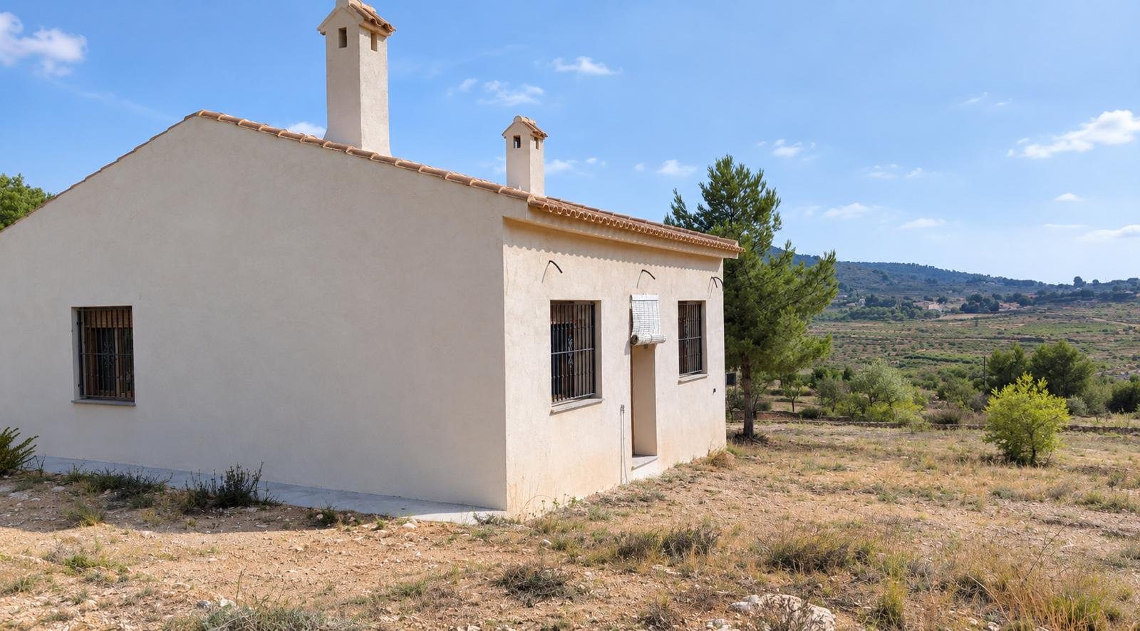 2 Bathroom Country House in Las Encebras - Caza De Casa