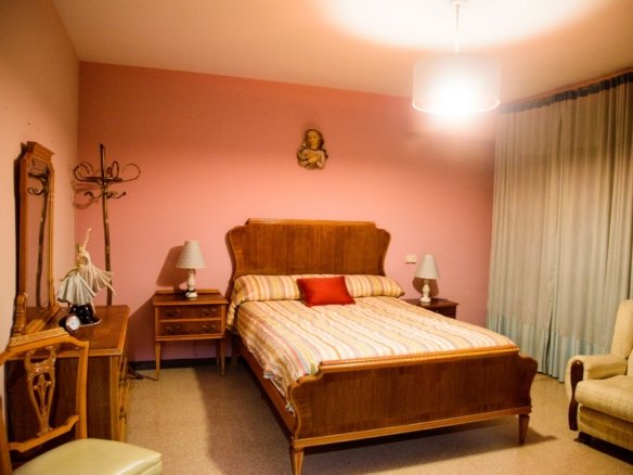 6 Bedroom 3 Bathroom Villa in Caudete - Caza De Casa