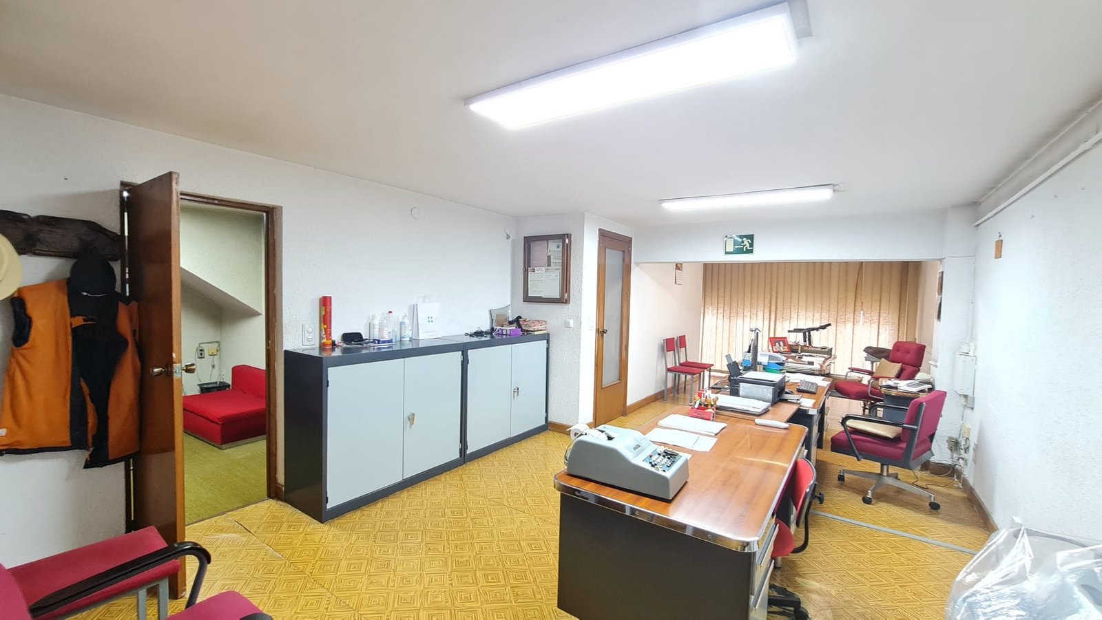 4 Bedroom 3 Bathroom Town House in Elda - Caza De Casa