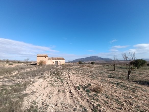 2 Bedroom Other in Yecla - Caza De Casa