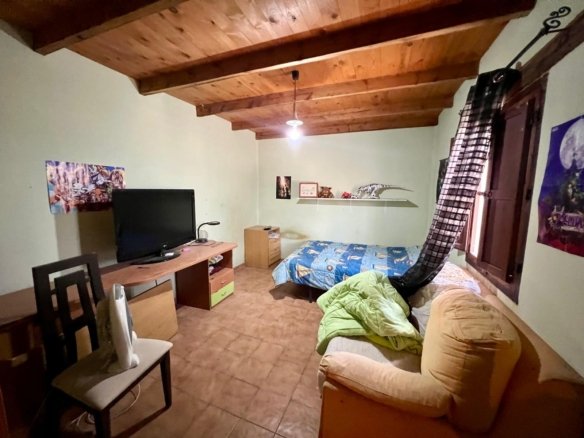 4 Bed 1 Bath Country House in Pinoso - Caza De Casa