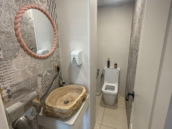 Commercial in Guardamar del Segura - Caza De Casa