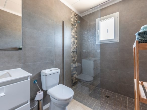 5 Bed 3 Bath Villa in La Romana - Caza De Casa