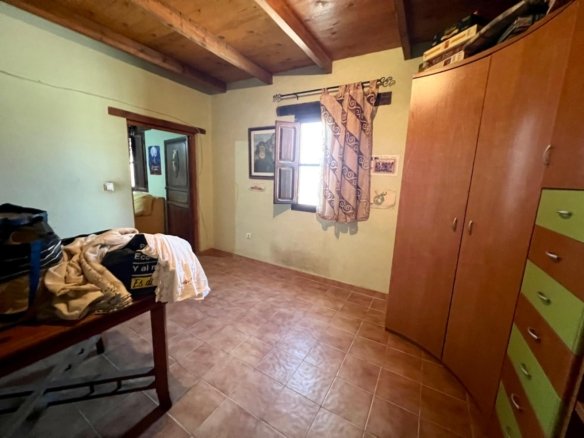 4 Bed 1 Bath Country House in Pinoso - Caza De Casa
