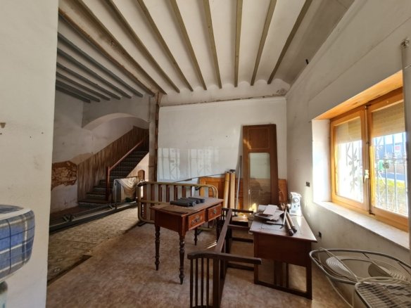 3 Bedroom Town House in Pinoso - Caza De Casa