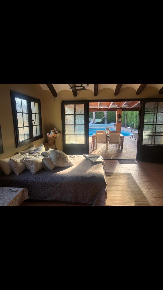 4 Bedroom 3 Bathroom Villa in Elda - Caza De Casa