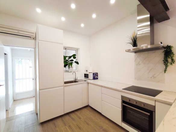 3 Bed 1 Bath Town House in Playa Flamenca - Caza De Casa