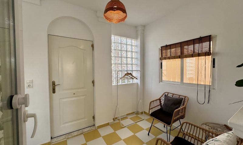 c05aca11-img-6565 4 Bedroom 2 Bathroom Villa in Torrevieja - Caza De Casa