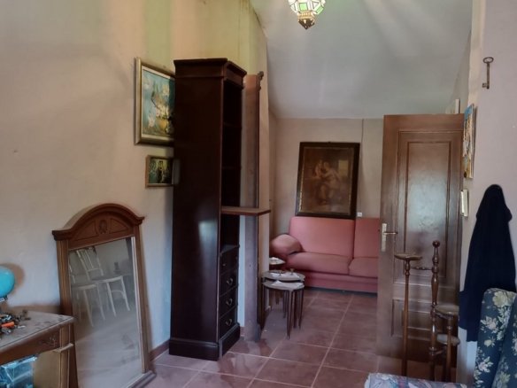 5 Bed 1 Bath Country House in Yecla - Caza De Casa