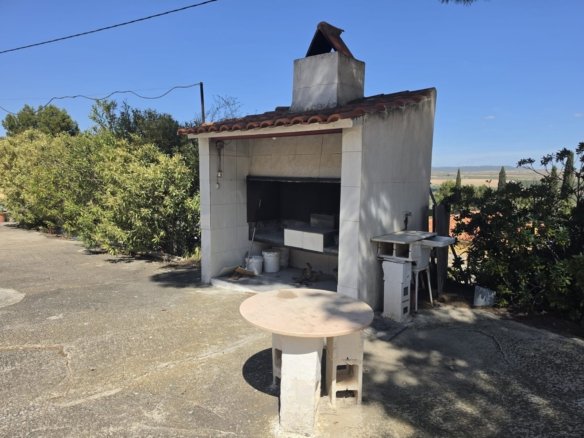 3 Bedroom 1 Bathroom Villa in Yecla - Caza De Casa