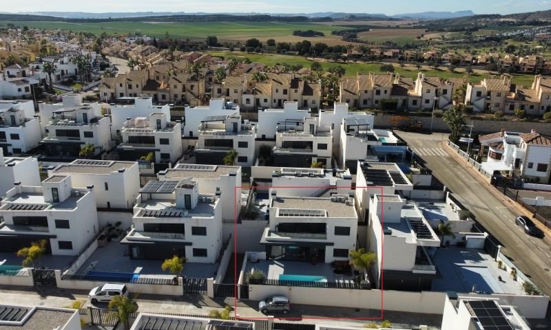 3 Bedroom 2 Bathroom Villa in Algorfa - Caza De Casa