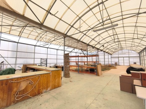 1 Bath Commercial in Aspe - Caza De Casa