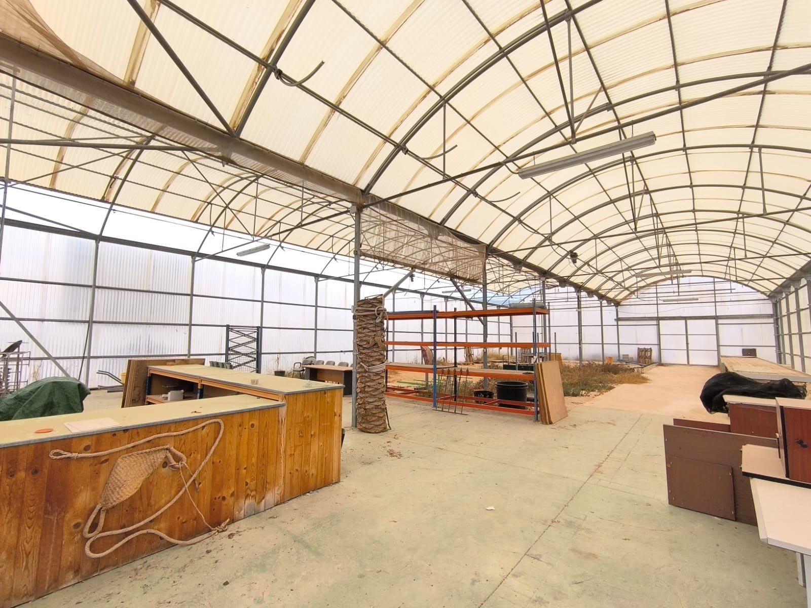 1 Bath Commercial in Aspe - Caza De Casa