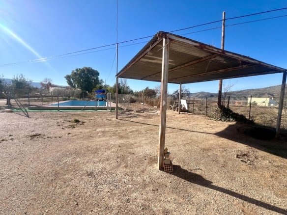 3 Bedroom 1 Bathroom Country House in Las Encebras - Caza De Casa