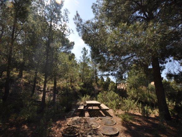 5 Bedroom 3 Bathroom Villa in Castalla - Caza De Casa
