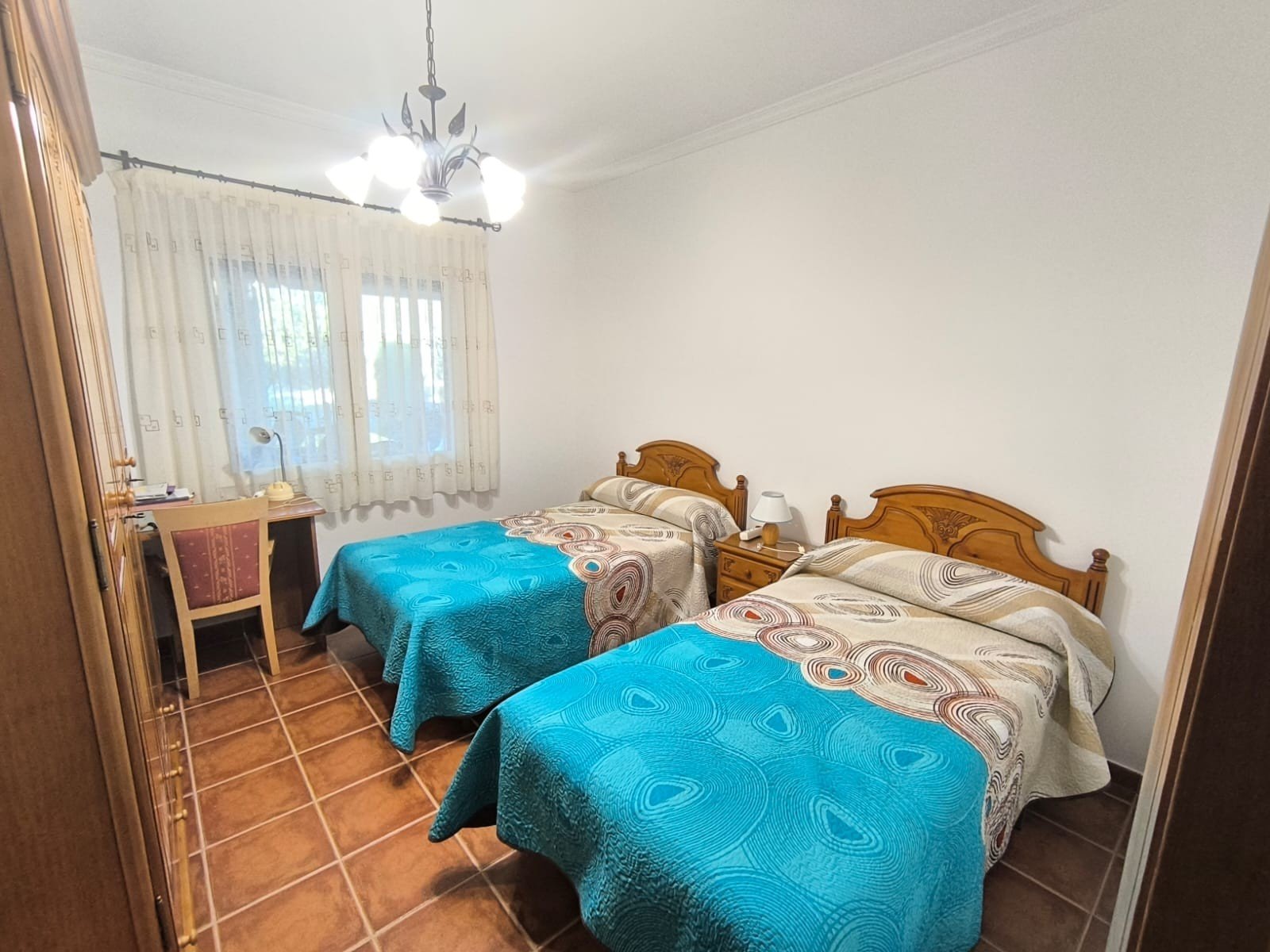 5 Bedroom 3 Bathroom Villa in Yecla - Caza De Casa