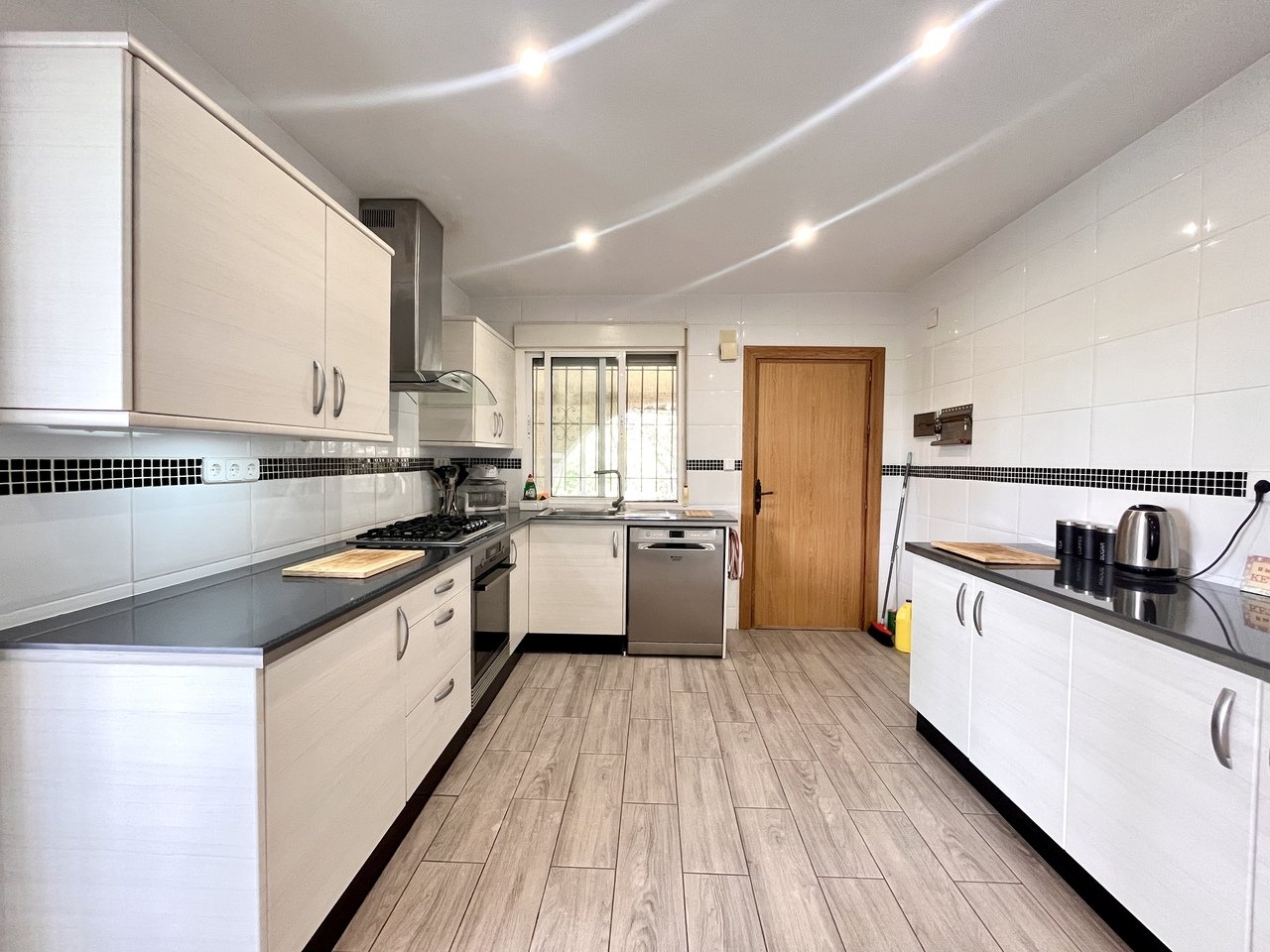 3 Bedroom 3 Bathroom Villa in Pinar de Campoverde - Caza De Casa