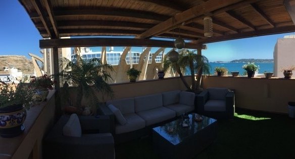 5 Bedroom 3 Bathroom Town House in javea - Caza De Casa