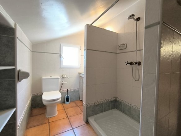 5 Bedroom 2 Bathroom Villa in Yecla - Caza De Casa