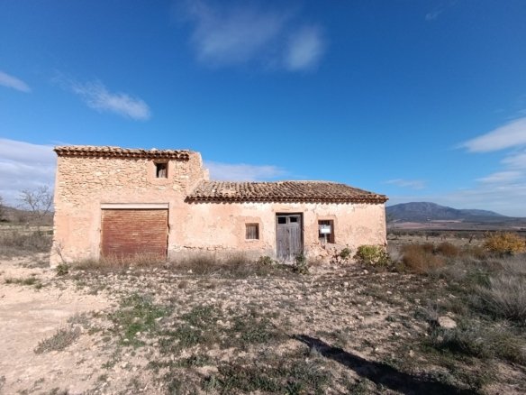 2 Bedroom Other in Yecla - Caza De Casa