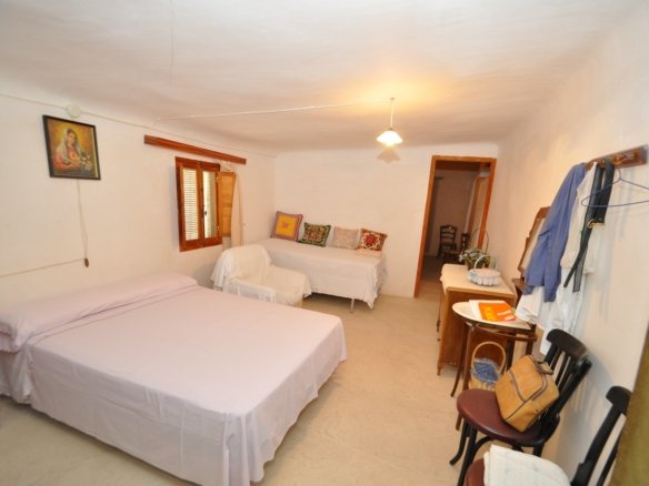 10 Bed 2 Bath Country House in Monóvar/Monóver - Caza De Casa