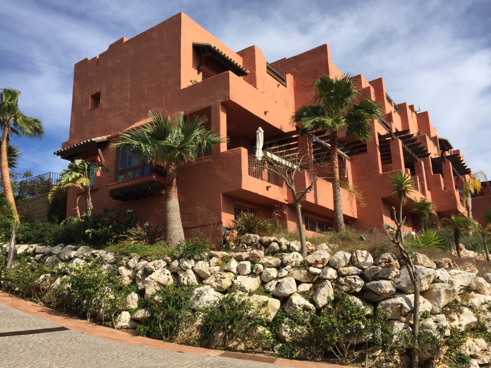4 Bedroom 3 Bathroom Town House in Manilva - Caza De Casa