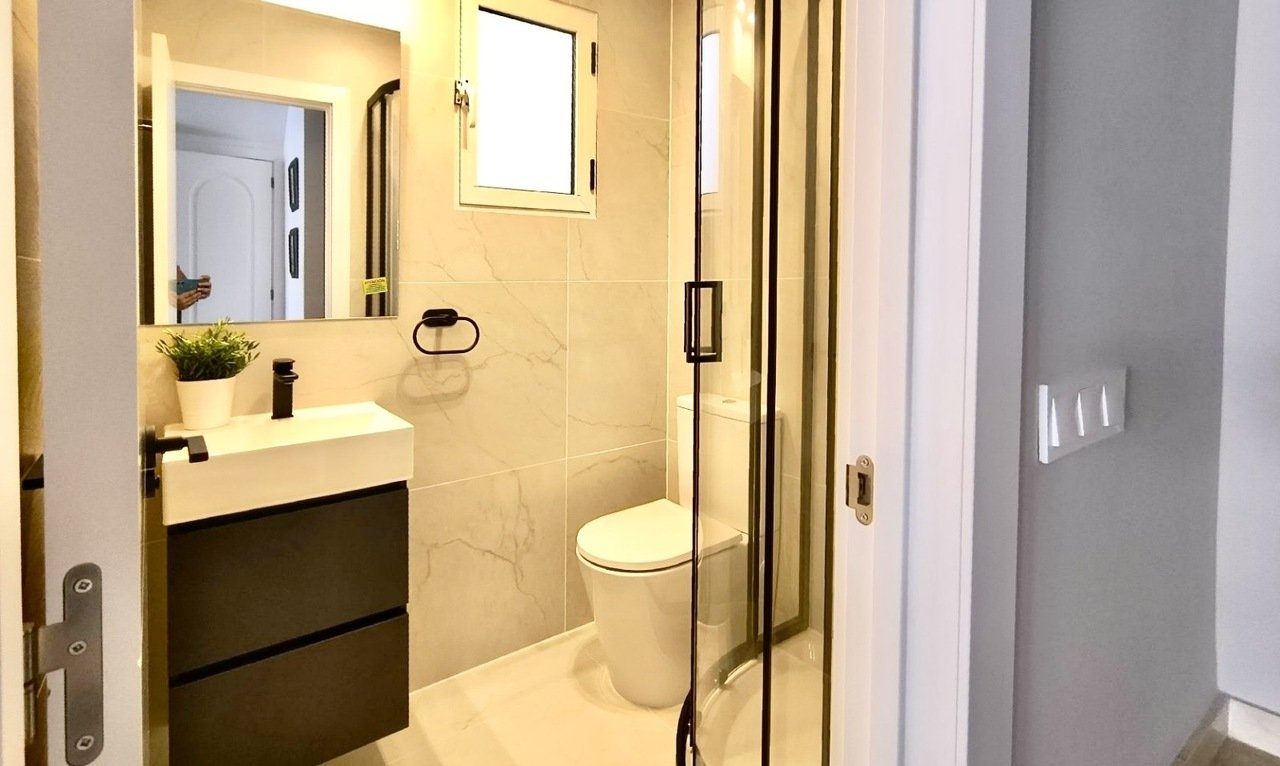 3 Bed 2 Bath Town House in Los Altos - Caza De Casa