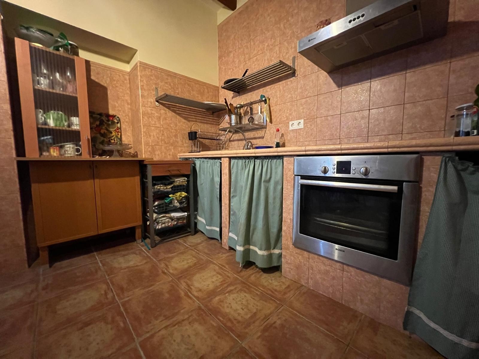 5 Bedroom 2 Bathroom Town House in Pinoso - Caza De Casa