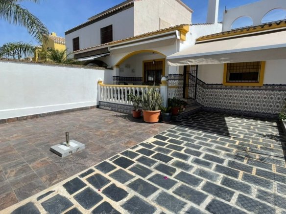 3 Bedroom 2 Bathroom Town House in Pilar de La Horadada - Caza De Casa