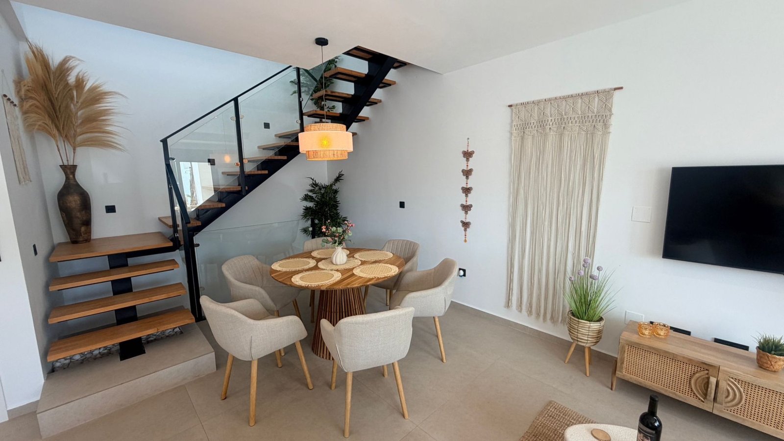 3 Bedroom 2 Bathroom Villa in Dolores - Caza De Casa
