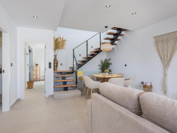 3 Bedroom 2 Bathroom Villa in Dolores - Caza De Casa