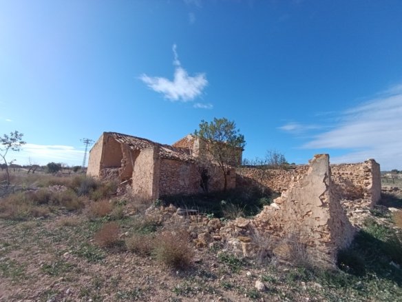 2 Bedroom Other in Yecla - Caza De Casa