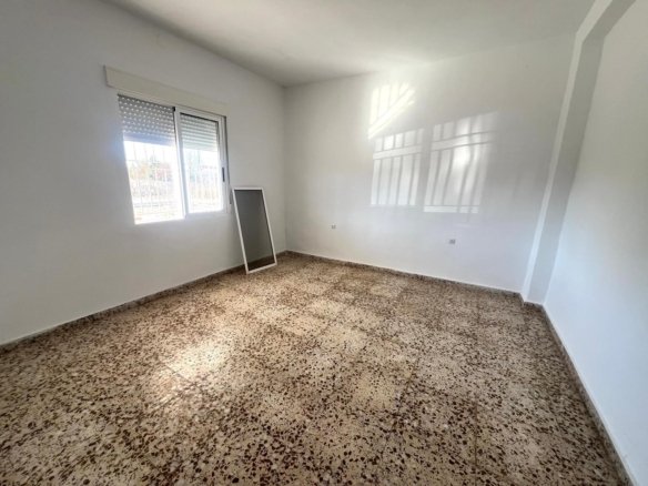3 Bedroom 1 Bathroom Country House in Las Encebras - Caza De Casa