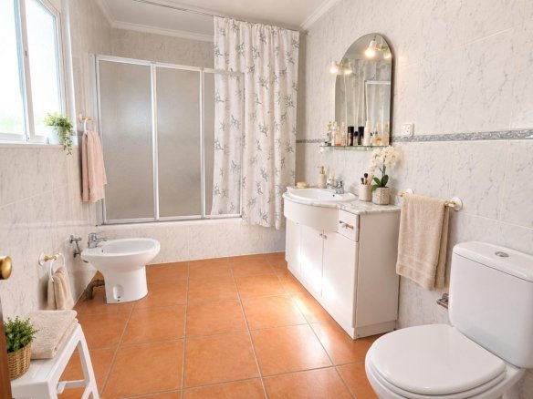 5 Bedroom 1 Bathroom Country House in Monóvar/Monóver - Caza De Casa