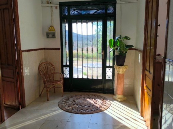 5 Bedroom 2 Bathroom Villa in Torre Del Rico - Caza De Casa