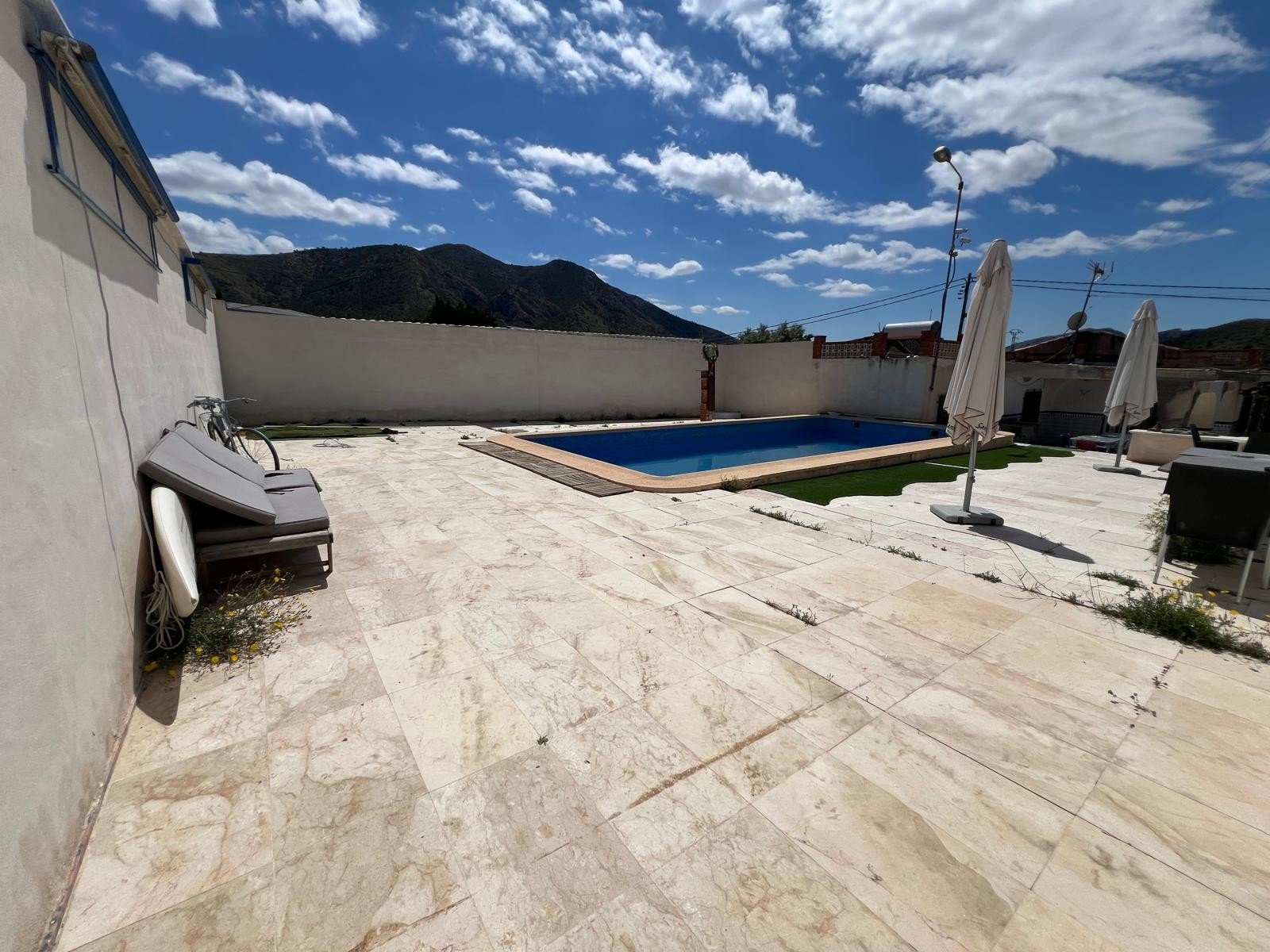 2 Bedroom 1 Bathroom Country House in Algueña - Caza De Casa
