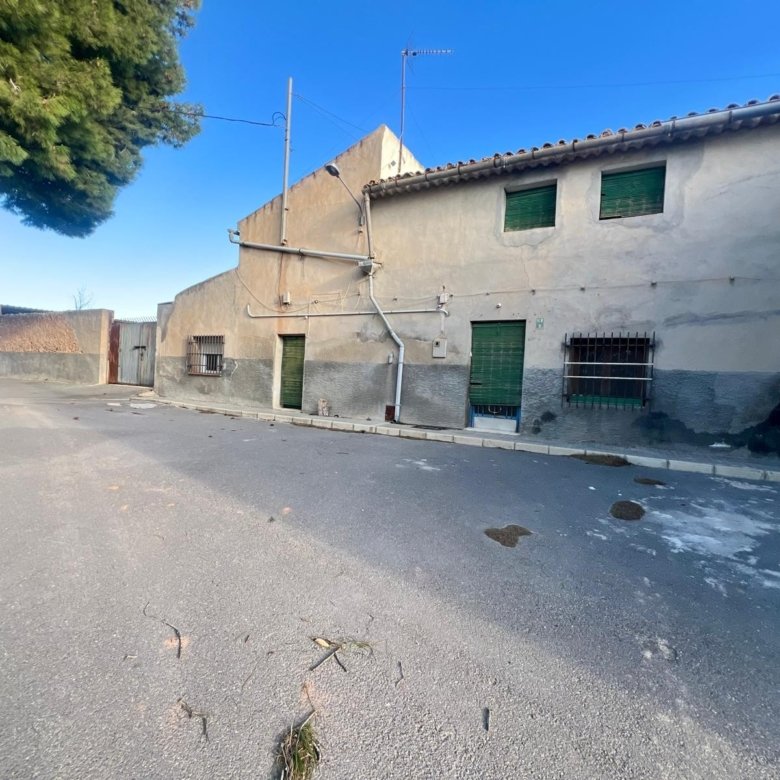 4 Bedroom 1 Bathroom Country House in Monóvar/Monóver - Caza De Casa